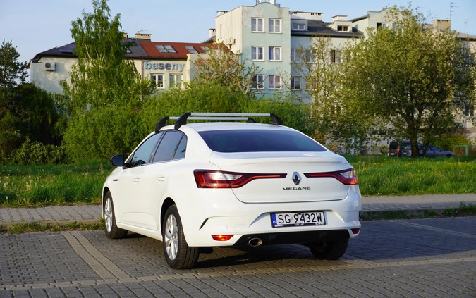 Renault Megane cena 58000 przebieg: 57400, rok produkcji 2019 z Gliwice małe 277